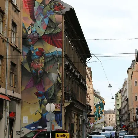 Rockstar In Ruin Quarter Budapest